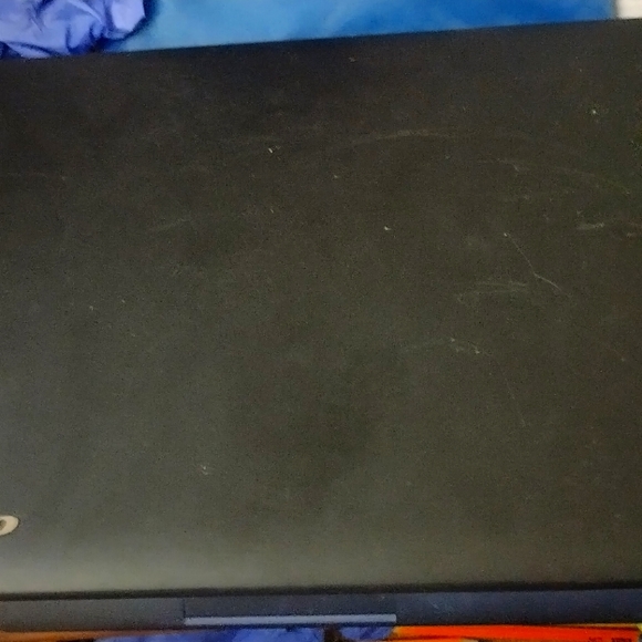 thinkpad edge E560 15.6-INCH Business laptop Intel Core i5-6200U 8GB RAM 500GB